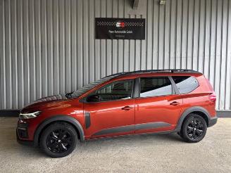 Uttjänta bilar auto Dacia Jogger Extreme 7-Sitzer / R-Kamera / Navi 2022/3