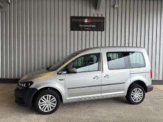 Käytettyjen passenger cars Volkswagen Caddy PKW BMT 4Motion 5-Sitzer / 1e Hand 2019/10