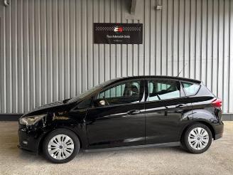 skadebil auto Ford C-Max Cool & Connect Navigation 2017/7