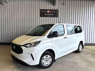 Ford Transit Custom Kombi 320 L1 FWD Trend 9-Sitzer picture 2