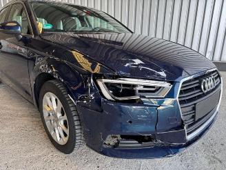 Audi A3 Sportback 2.0 TDI S-Tronic / V-Cockpit picture 10