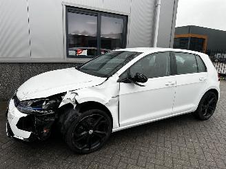 Volkswagen e-Golf e-Golf picture 47