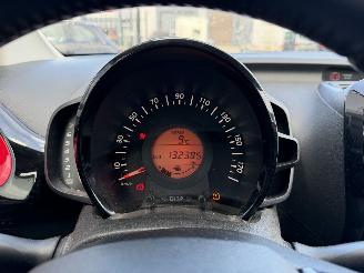 Peugeot 108 1.0 e-VTi GT-Line picture 29