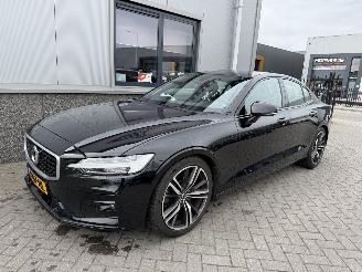 Volvo S-60 2.0 T4 R-Design picture 4