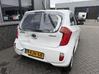 Kia Picanto 1.0 CVVT ISG Plus Pack picture 3