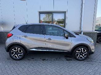 Renault Captur 1.2 TCe Dynamique picture 3