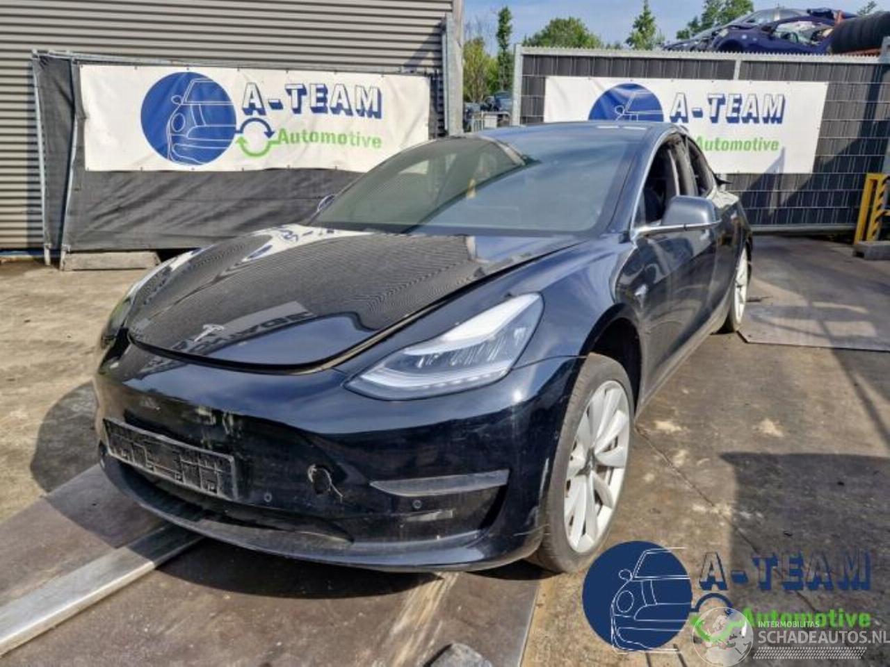 Tesla Model 3 Model 3, Sedan, 2017 Long Range 72kWh