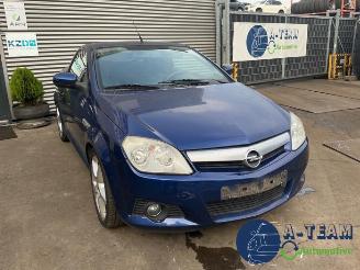 skadebil auto Opel Tigra Tigra Twin Top, Cabrio, 2004 / 2010 1.4 16V 2004/11