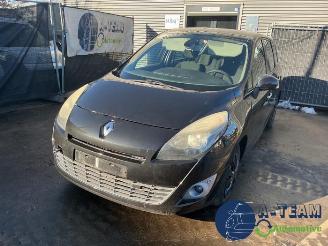 Vrakbiler auto Renault Grand-scenic Grand Scenic III (JZ), MPV, 2009 / 2016 1.4 16V TCe 130 2009/10