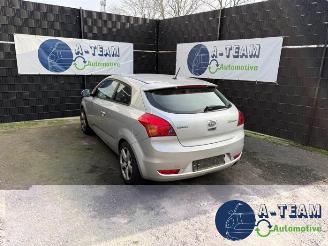 Uttjänta bilar auto Kia Pro cee d Pro cee'd (EDB3), Hatchback 3-drs, 2008 / 2012 1.4 CVVT 16V 2010/1