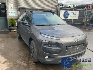 Vrakbiler auto Citroën C4 cactus C4 Cactus (0B/0P), Hatchback 5-drs, 2014 1.2 PureTech 110 12V 2018/1