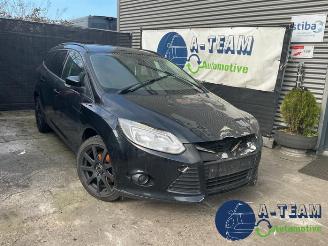 Vrakbiler auto Ford Focus Focus 3 Wagon, Combi, 2010 / 2020 1.0 Ti-VCT EcoBoost 12V 100 2014/5