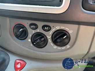 Renault Trafic Trafic New (FL), Van, 2001 / 2014 2.0 dCi 16V 115 picture 21