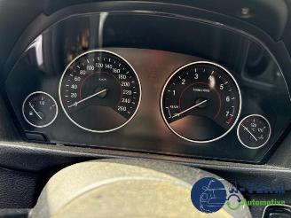 BMW 3-serie 3 serie (F30), Sedan, 2011 / 2018 320i 2.0 16V picture 22