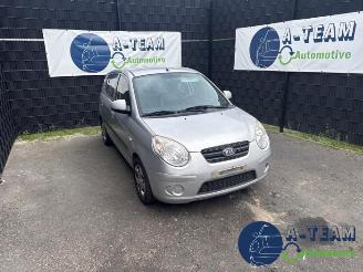 Vrakbiler auto Kia Picanto Picanto (BA), Hatchback, 2004 / 2011 1.0 12V 2008/3