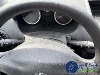 Peugeot 206 206+ (2L/M), Hatchback, 2009 / 2013 1.1 XR,XS picture 28