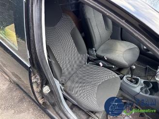 Toyota Aygo Aygo (B10), Hatchback, 2005 / 2014 1.0 12V VVT-i picture 15
