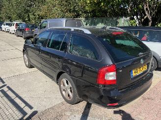 Skoda Octavia 1.6tdi combi picture 4