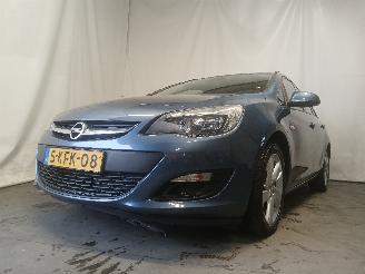Unfallwagen Opel Astra Astra J Sports Tourer (PD8/PE8/PF8) Combi 1.4 Turbo 16V (A14NET(Euro 5=
)) [88kW]  (10-2010/04-2016) 2013/3
