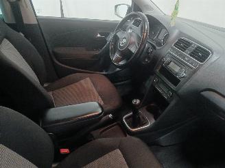 Volkswagen Polo Polo V (6R) Hatchback 1.2 TDI 12V BlueMotion (CFWA(Euro 5)) [55kW]  (1=
0-2009/05-2014) picture 9