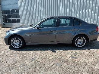 BMW 3-serie 3 serie (E90) Sedan 318d 16V (M47-D20(204D4)) [90kW]  (03-2005/08-2007=
) picture 4