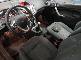 Ford Fiesta Fiesta 6 (JA8) Hatchback 1.6 TDCi 95 (T3JA(Euro 5)) [70kW]  (02-2010/1=
2-2015) picture 12