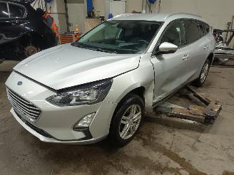 Vrakbiler auto Ford Focus Focus 4 Wagon Combi 1.5 EcoBlue 120 (ZTDA) [88kW]  (09-2018/12-2025) 2021/9