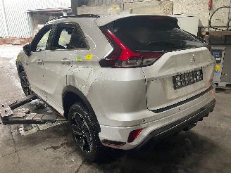 Mitsubishi Eclipse Eclipse Cross (GK/GL) SUV 2.4 16V PHEV 4x4 (4B12) [138kW]  (01-2021/..=
=2E) picture 4