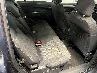 Opel Zafira Zafira (M75) MPV 1.8 16V Ecotec (Z18XER(Euro 4)) [103kW]  (07-2005/04-=
2015) picture 13