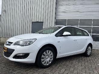 Opel Astra Astra J Sports Tourer (PD8/PE8/PF8) Combi 1.6 CDTI 16V (B16DTL) [81kW]=
  (02-2014/04-2016) picture 3