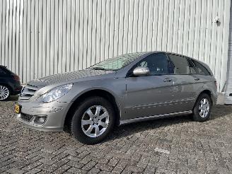Mercedes R-klasse R (W251) MPV 3.5 350 V6 24V 4-Matic (M272.967) [200kW]  (08-2005/12-20=
12) picture 3