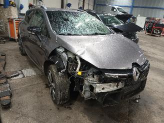 Renault Clio Clio IV Estate/Grandtour (7R) Combi 5-drs 0.9 Energy TCE 90 12V (H4B-4=
08(H4B-B4)) [66kW]  (01-2013/08-2021) picture 2