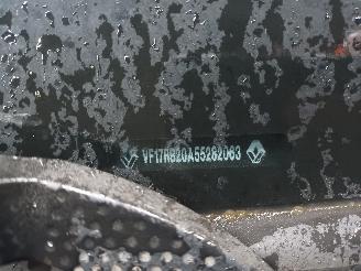 Renault Clio Clio IV Estate/Grandtour (7R) Combi 5-drs 0.9 Energy TCE 90 12V (H4B-4=
08(H4B-B4)) [66kW]  (01-2013/08-2021) picture 6