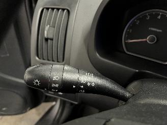 Hyundai I-30 i30 Crosswagon (WWH) Combi 1.4 CVVT 16V (G4FA) [80kW]  (11-2009/06-201=
2) picture 15