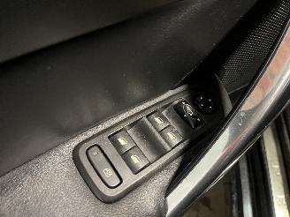 Peugeot 308 308 CC (4B) Cabrio 1.6 16V THP 155 (EP6CDT(5FV)) [115kW]  (06-2009/12-=
2014) picture 12