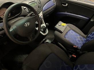 Hyundai I-10 i10 (F5) Hatchback 1.2i 16V (G4LA) [57kW]  (11-2008/12-2011) picture 12