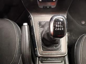 Volvo V-40 V40 (MV) Hatchback 5-drs 2.0 D2 16V (D4204T8(Euro 6b)) [88kW]  (02-201=
5/08-2019) picture 17