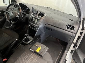 Volkswagen Polo Polo V (6R) Hatchback 1.0 12V BlueMotion Technology (CHYA) [44kW]  (01=
-2014/10-2017) picture 15