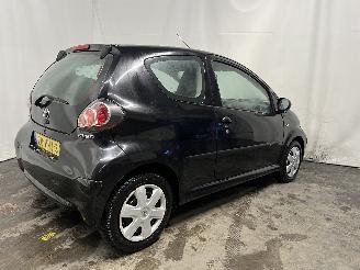 Toyota Aygo Aygo (B10) Hatchback 1.0 12V VVT-i (1KR-FE) [50kW]  (07-2005/05-2014) picture 6