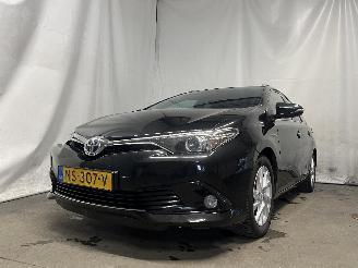 krockskadad bil auto Toyota Auris Auris Touring Sports (E18) Combi 1.8 16V Hybrid (2ZRFXE) [100kW]  (07-=
2013/12-2018) 2017/4