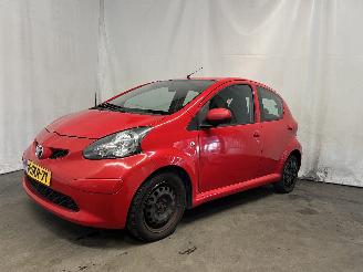 Toyota Aygo Aygo (B10) Hatchback 1.0 12V VVT-i (1KR-FE) [50kW]  (07-2005/05-2014) picture 3