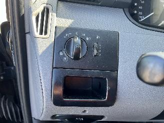 Mercedes Vito Vito (639.7) Bus 2.2 109 CDI 16V (OM646.980) [70kW]  (09-2006/08-2010)= picture 13