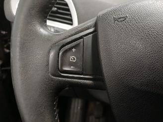 Renault Scenic Grand Scénic III (JZ) MPV 1.4 16V TCe 130 (H4J-700(H4J-A7)) [96kW]  =
(02-2009/12-2016) picture 15