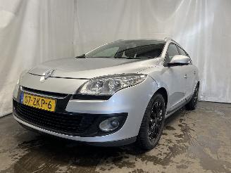 skadebil auto Renault Mégane Megane III Grandtour (KZ) Combi 5-drs 1.5 dCi 110 (K9K-636(K9K-A6)) [8=
1kW]  (02-2009/04-2016) 2012/6