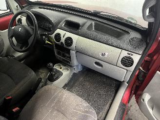Renault Kangoo Kangoo (KC) MPV 1.6 16V (K4M-752) [70kW]  (06-2001/01-2008) picture 8