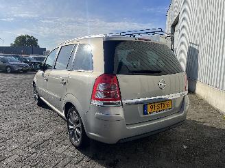Opel Zafira Zafira (M75) MPV 1.6 16V (A16XER(Euro 5)) [85kW]  (01-2008/04-2015) picture 5