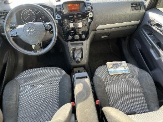Opel Zafira Zafira (M75) MPV 1.6 16V (A16XER(Euro 5)) [85kW]  (01-2008/04-2015) picture 10