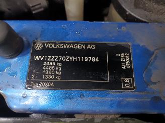 Volkswagen Transporter Transporter/Caravelle T4 Bus 2.5 TDI (AJT) [65kW]  (05-1998/04-2003) picture 6