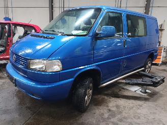 Vrakbiler auto Volkswagen Transporter Transporter/Caravelle T4 Bus 2.5 TDI (AJT) [65kW]  (05-1998/04-2003) 2000/5