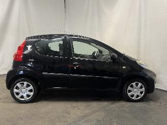 Peugeot 107 107 Hatchback 1.0 12V (384F(1KR)) [50kW]  (06-2005/05-2014) picture 7